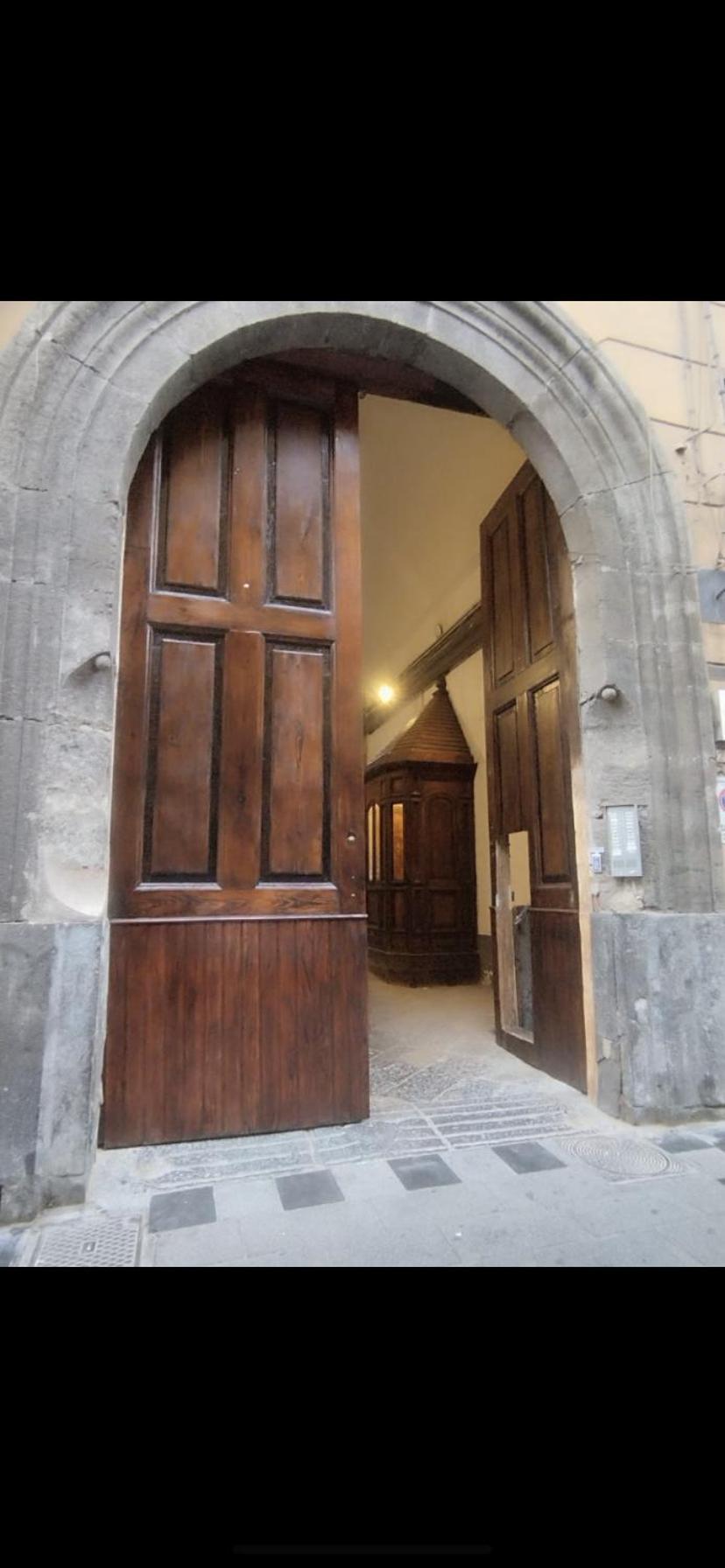 Le Sorelle Duomo เนเปิลส์ ภายนอก รูปภาพ